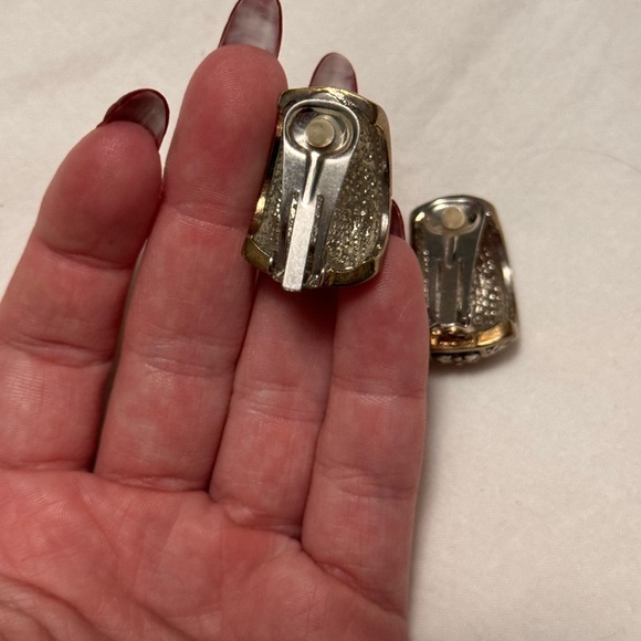 VINTAGE EARRINGS - Picture 4 of 4